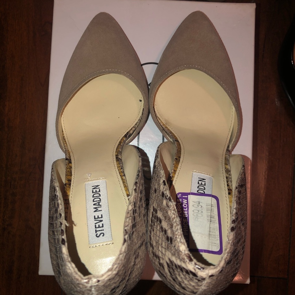 Steve Madden Pumps - snake skin and suede - Picture 2 of 3